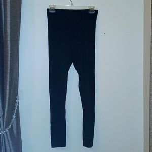 🌷Forever 21 black leggings